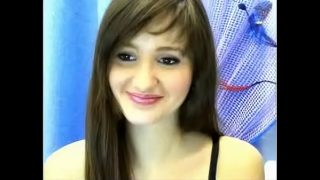 Hot babe looks like Penelope Cruz